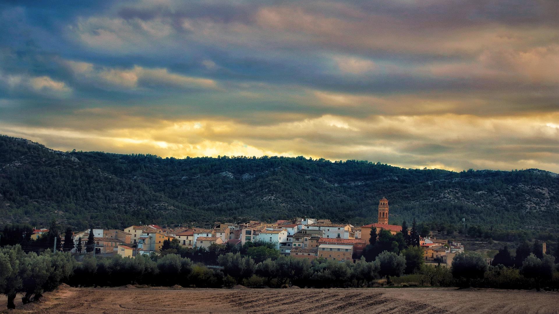 museo historico torrevelilla pueblo